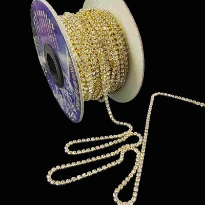 STONECHAIN020 – 5 MTR PACK OF WHITE GOLDEN PLATED 24PP STONE CHAIN FOR JEWELLERY MAKING AND DECORATION